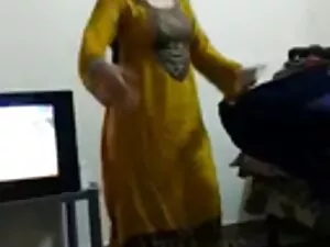زیبایی و دو عاشق دان ...